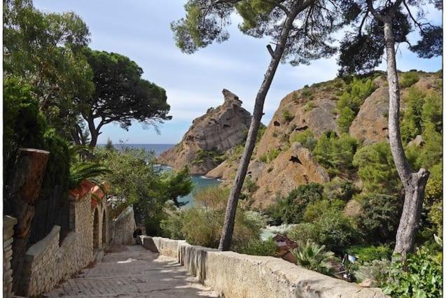 La Campagne Villa La Ciotat Exterior photo